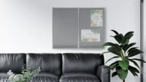 Bacheca portavvisi in feltro grigio 180x120cm anta e struttura in alluminio