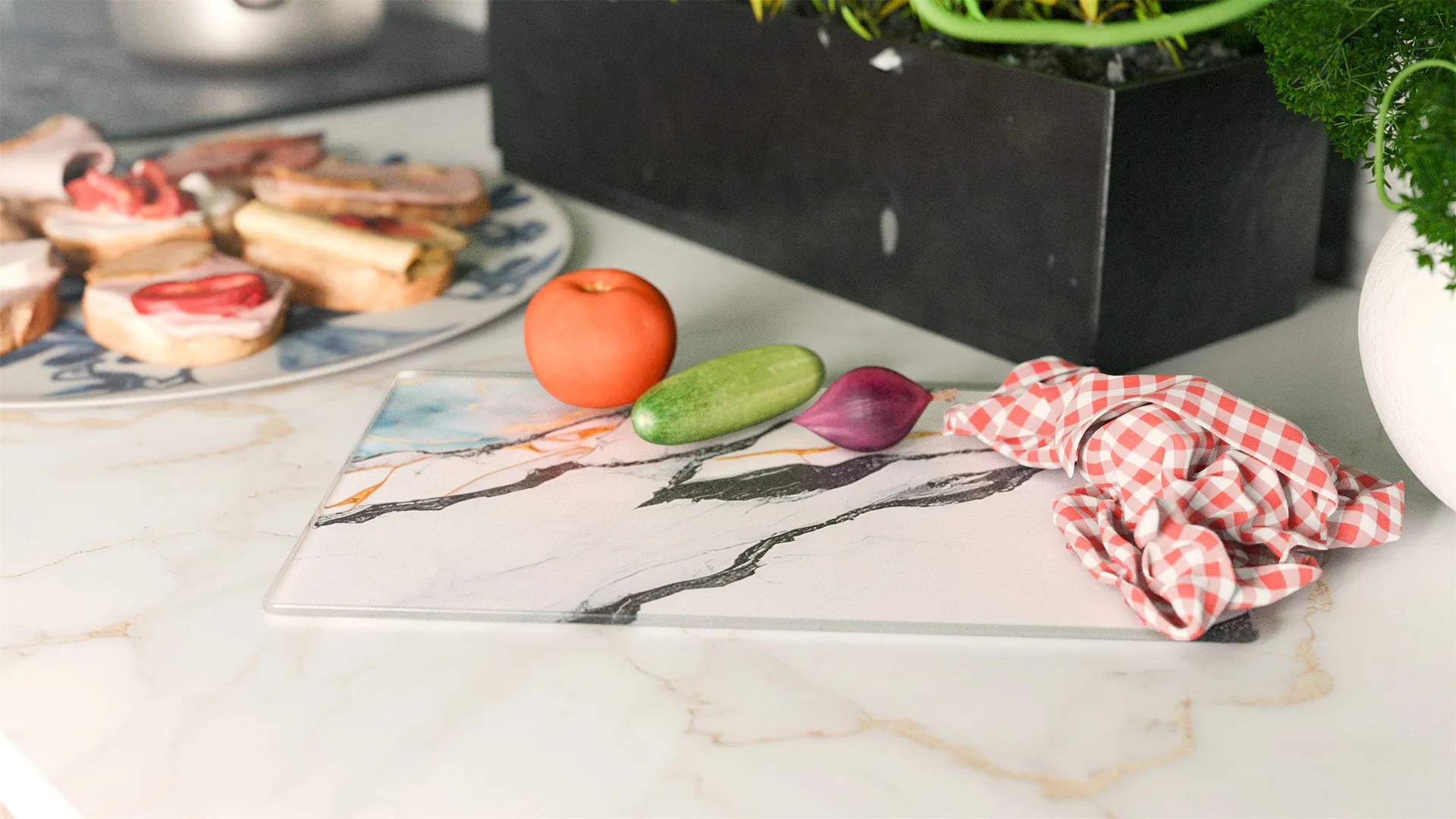 Tagliere in vetro MARMO, ORO E AZZURRO 30×20 cm - immagine 3