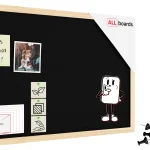 Lavagna in tessuto (feltro) 60x40 cm nero cornice in legno laccato