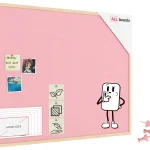 Lavagna in tessuto (feltro) 100x80 cm rosa cornice in legno laccato