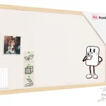 Lavagna in tessuto (feltro) 80x40 cm bianco cornice in legno laccato