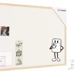 Lavagna in tessuto (feltro) 90x60 cm bianco cornice in legno laccato